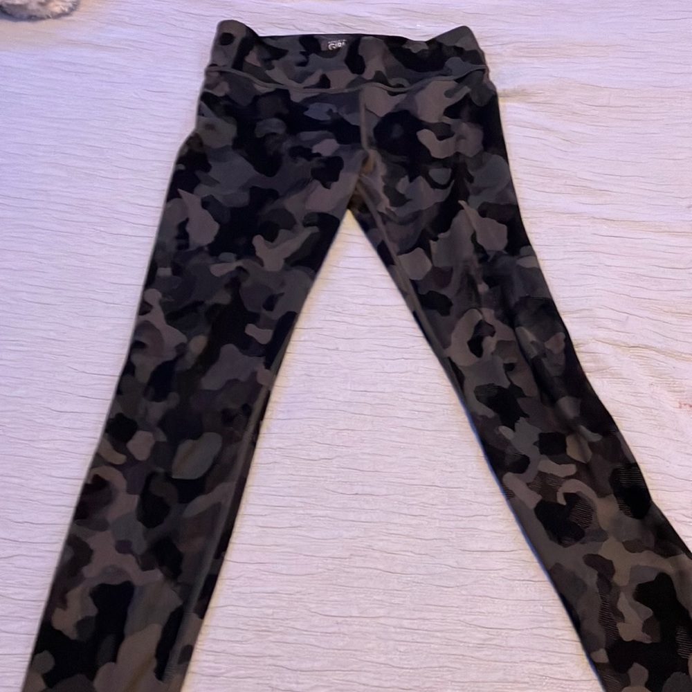 Athleta girl purple camo leggings
